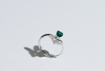 Emerald ring 02