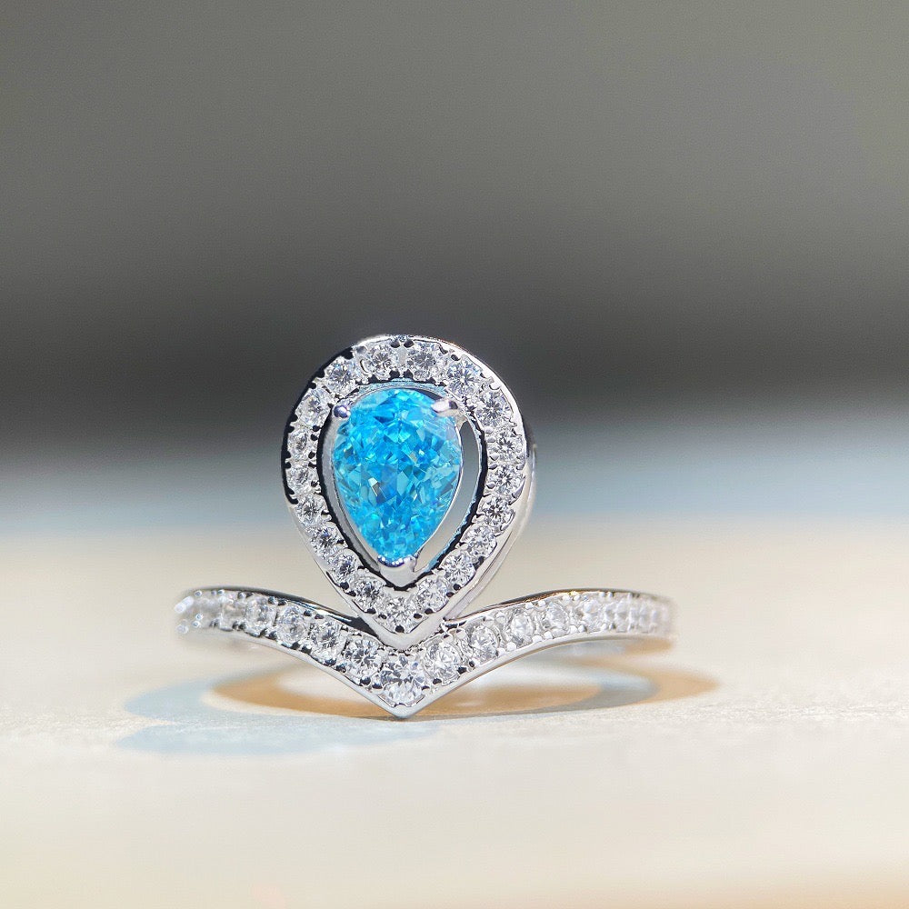 Aquamarine ring 02